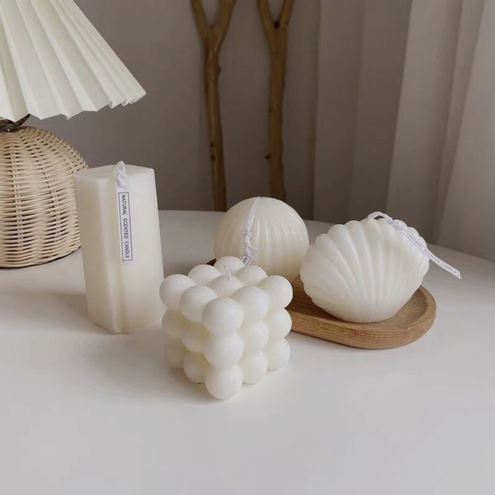 One piece - Scented Bubble Cube Candle Freesia - Picture 1 of 7